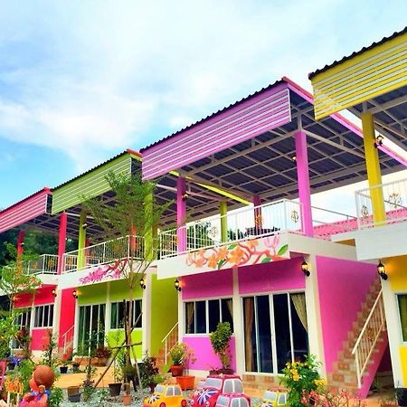 Maiyok Resort Ko Si Chang Buitenkant foto
